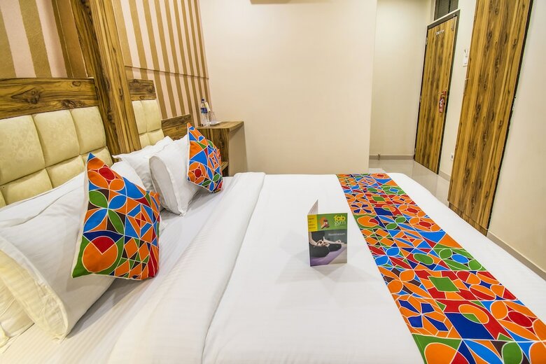 Hotel Fabexpress Orange Suites