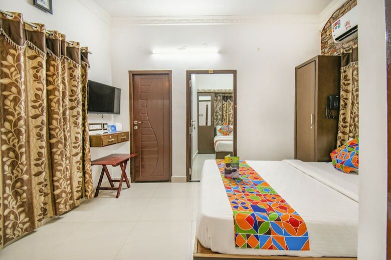 Fabhotel St Thomas Inn