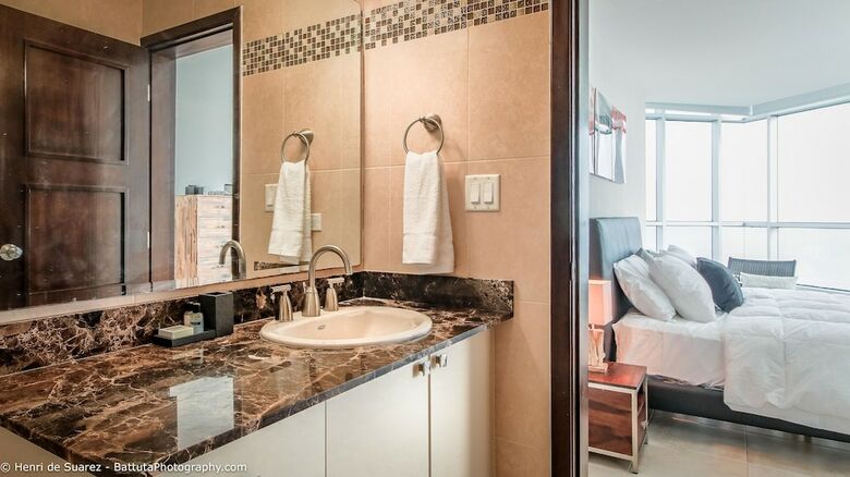 Modern Apartment In Costa Del Este