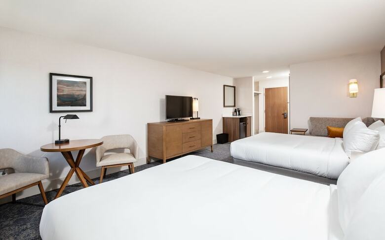 Pomeroy Hotel Fort Mcmurray