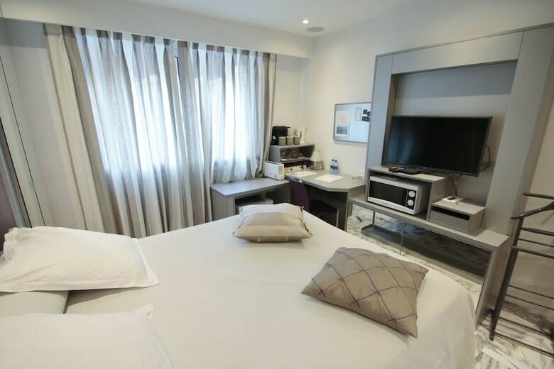 B&B Le France Nice Centre