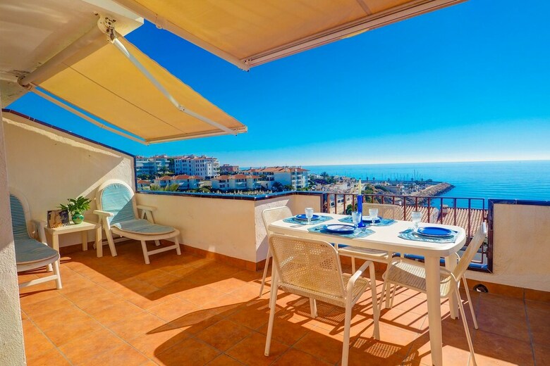 Amazing Seaview Apartment