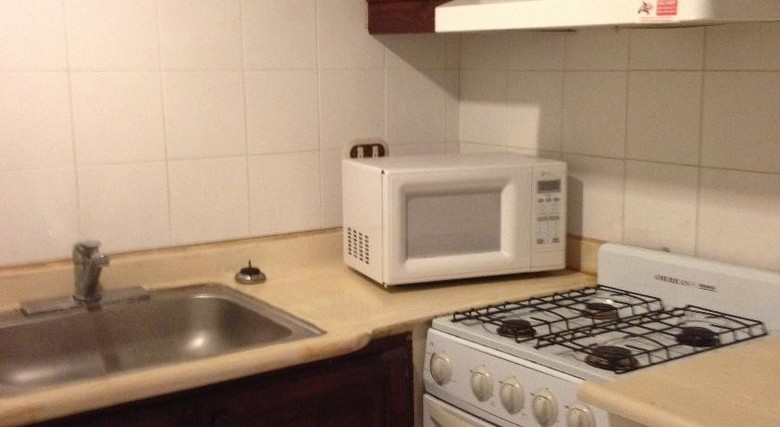 Aparthotel Lirio Cala