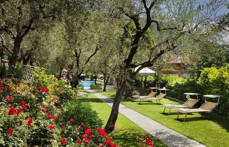 Hotel Continental - Tonellihotels
