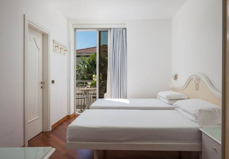 Hotel Continental - Tonellihotels