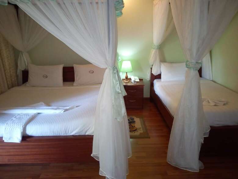 Hotel Kenmosa Resort