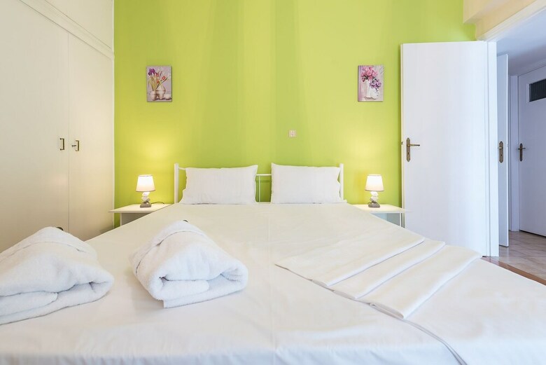 Comfy Apartment In Acropolis Area