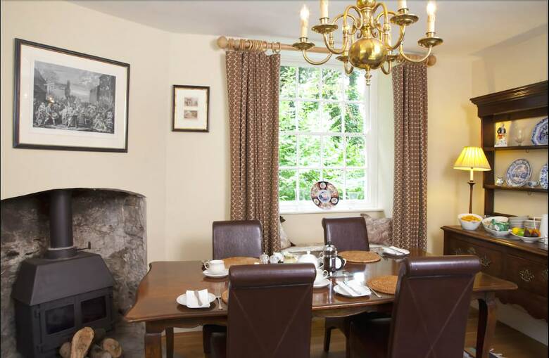Kilbury Manor B&B