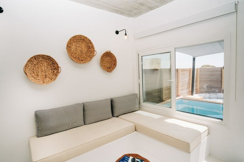 Hotel Mesanto Luxury Suites