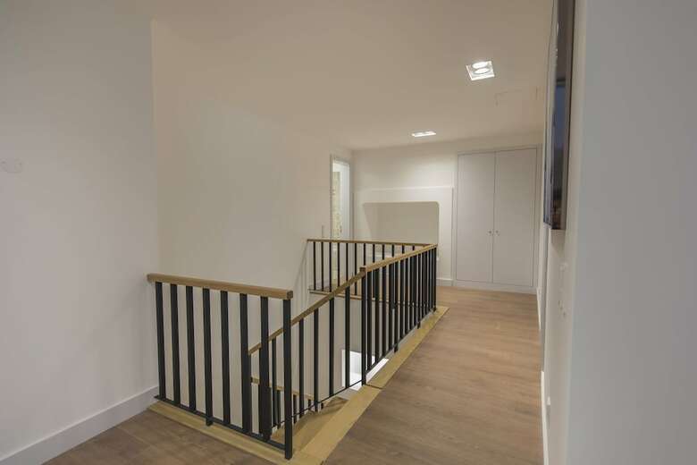 Apartamentos High Ceiling Duplex Apt Cais Do Sodre