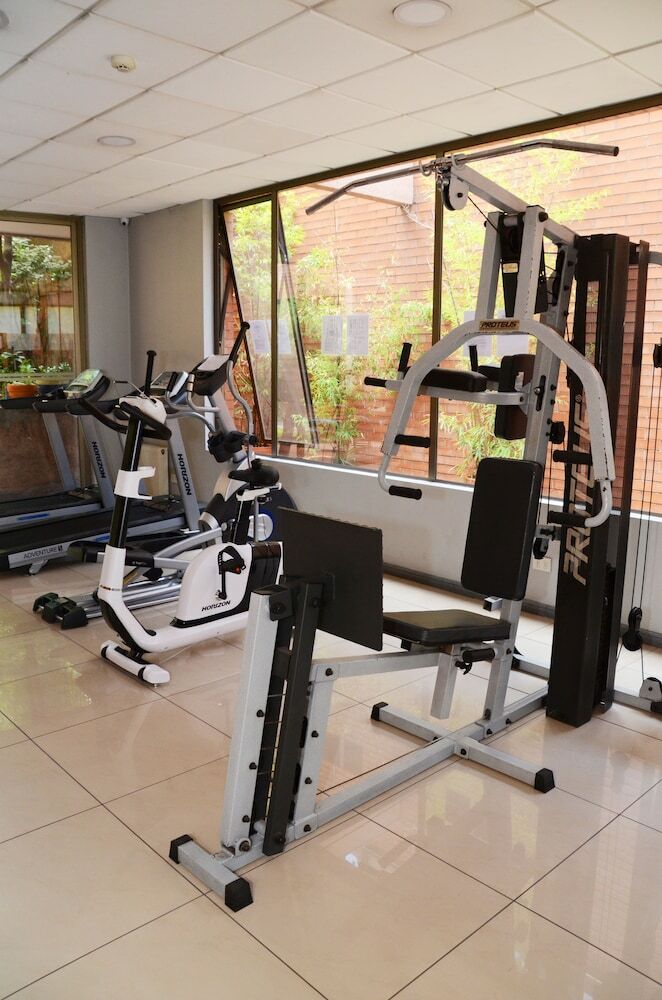 Aparthotel International Suites