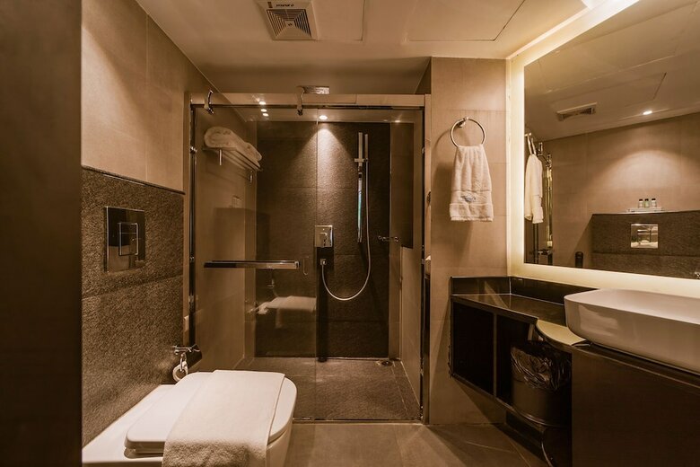 Hotel Ambara Suites