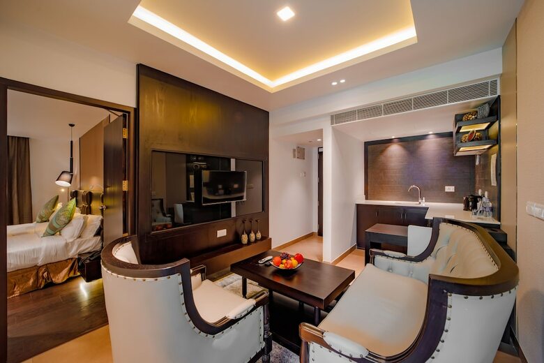 Hotel Ambara Suites