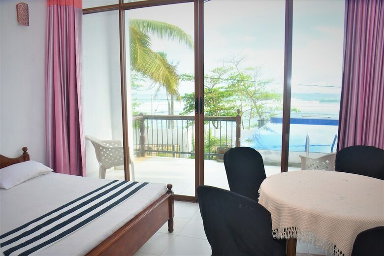 Hotel Polhena Sea View