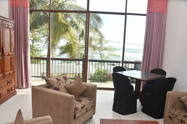 Hotel Polhena Sea View