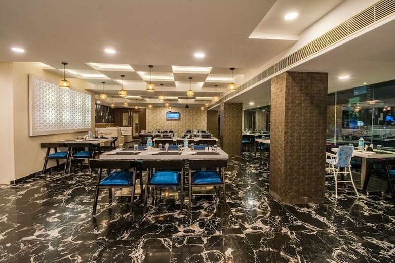 Hotel Karunya Residency