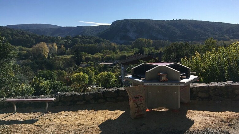 Camping Vieux Vallon Cabane Ardechoise