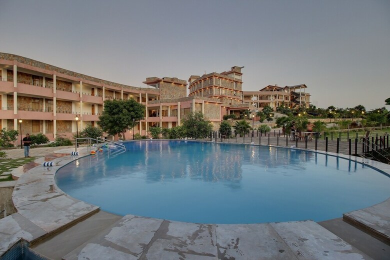 Hotel Palm Valley Svasti Resort