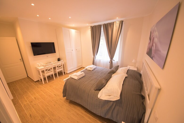 Hotel Beplace Aventino