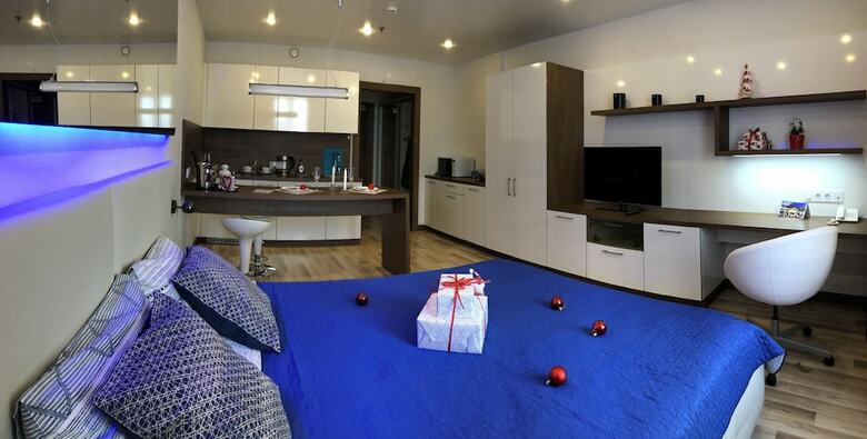 Aparthotel Apartments  Axioma