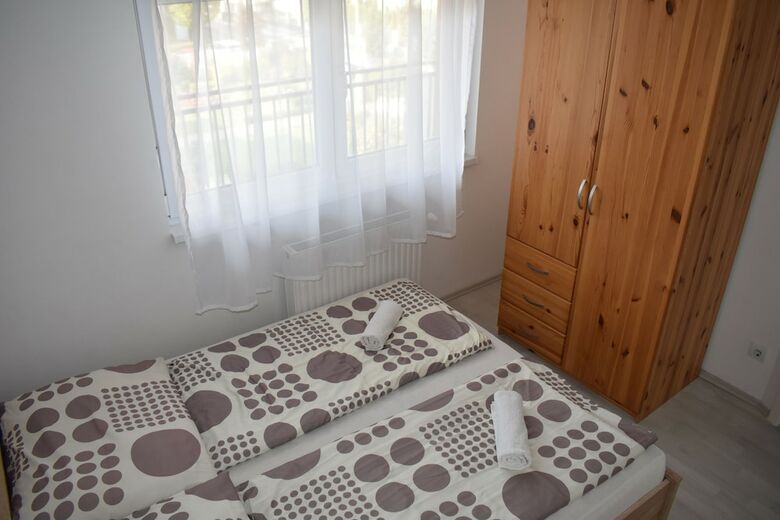 Gr�ta Wellness Apartmanok -k�zt�rsas�g U