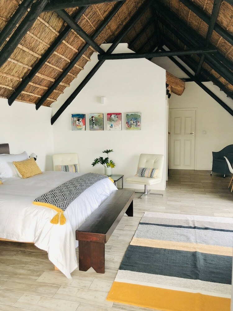 Hotel Karee Manor Guesthouse