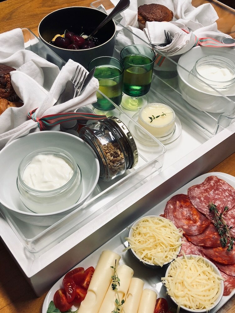 Hotel Karee Manor Guesthouse