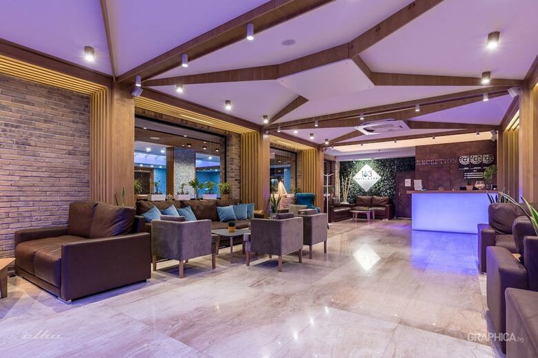 103 Degrees Hotel & Spa