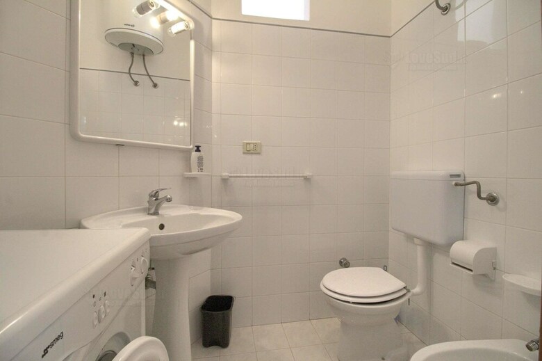 Apartamento Sunset Greg, Lovely Front Bay Terraced House