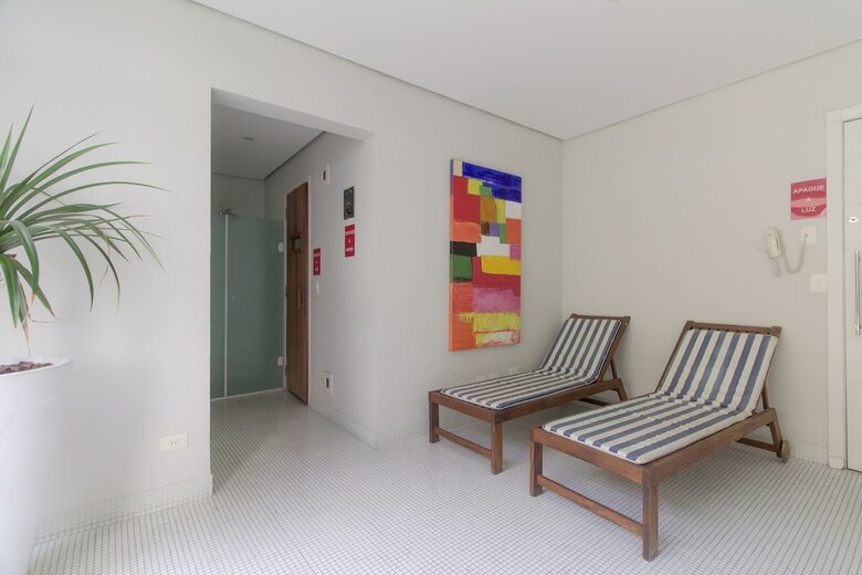 Apartamento Na Rua Frei Caneca 750