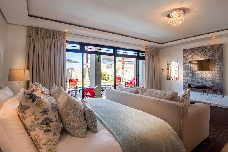 Sunset Beach Luxury Apartments