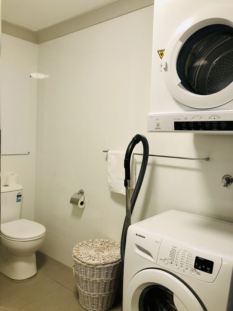 Apartamentos West Beach Lagoon 212 - Gorgeously Decorated
