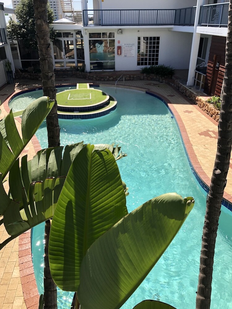 Apartamentos West Beach Lagoon 219 Sleeps 3!