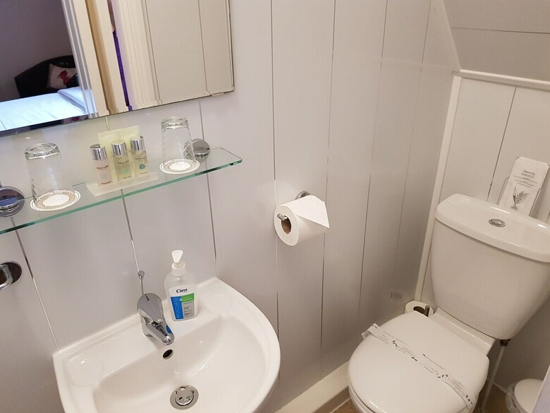 Bed & Breakfast Atlantis Guest House