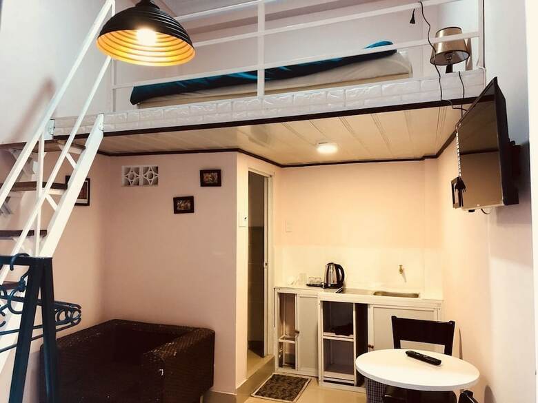 Hotel Q Lofts