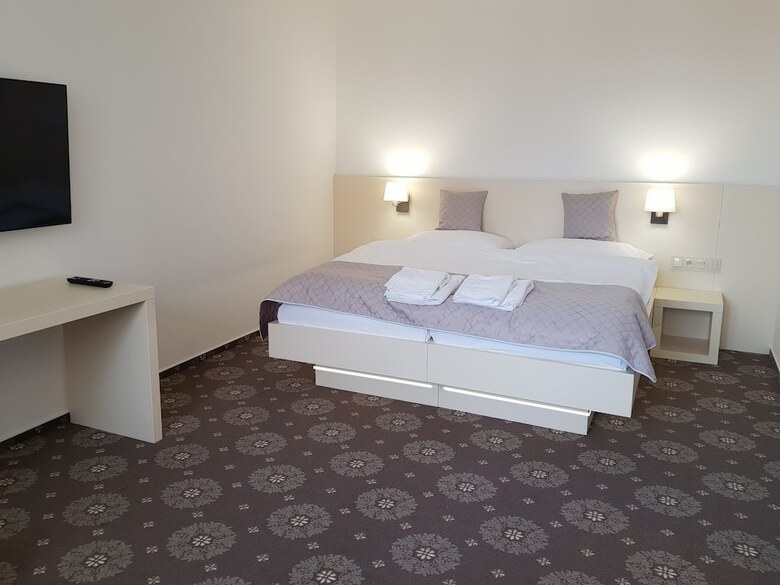 Hotel Chmelnice