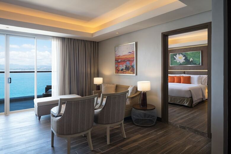 Hotel Dusit Thani Mactan Cebu Resort