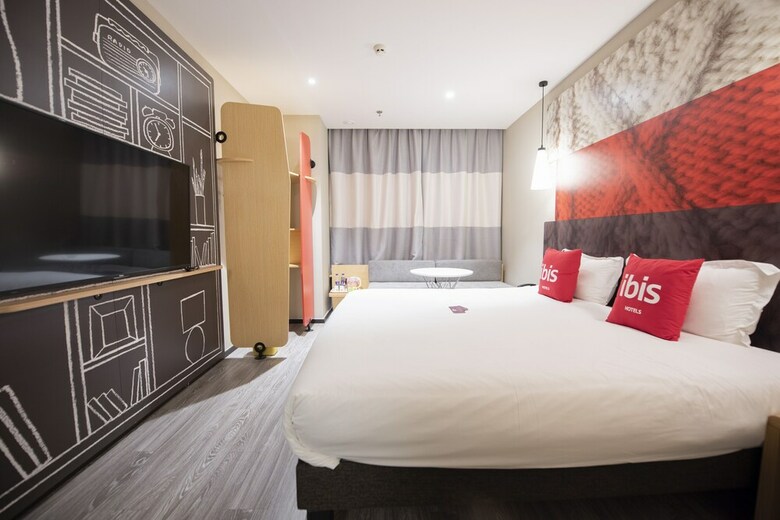 Ibis Xi?an Small Yanta Hotel