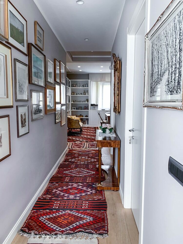 Hotel La Nuova Corte Rooms