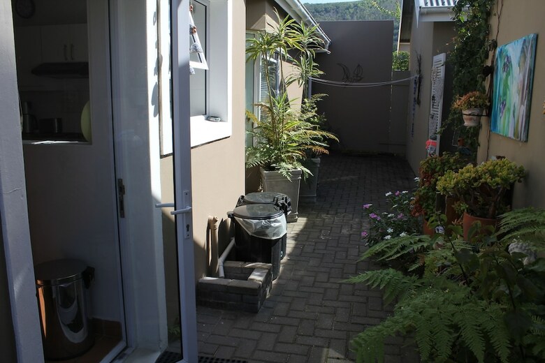 Hubbs Place
