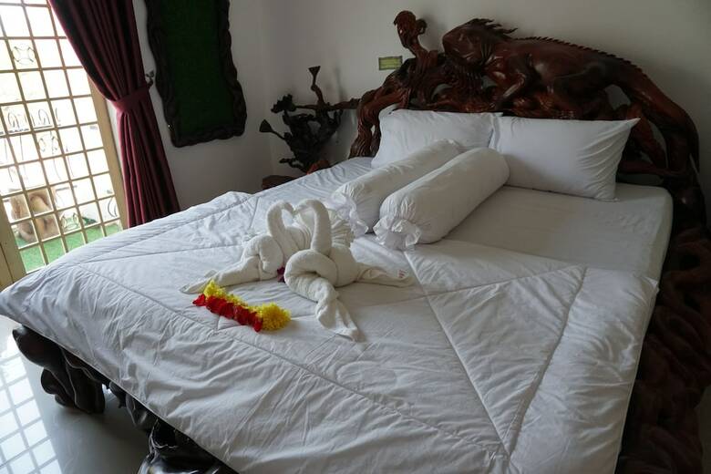 Hotel Woodrootsbanteaychhmar