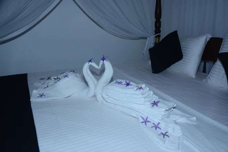 Hotel Luaya Beach