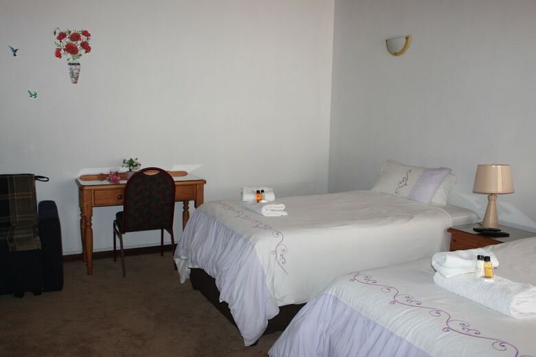 Bed & Breakfast 11 Eland Guest House