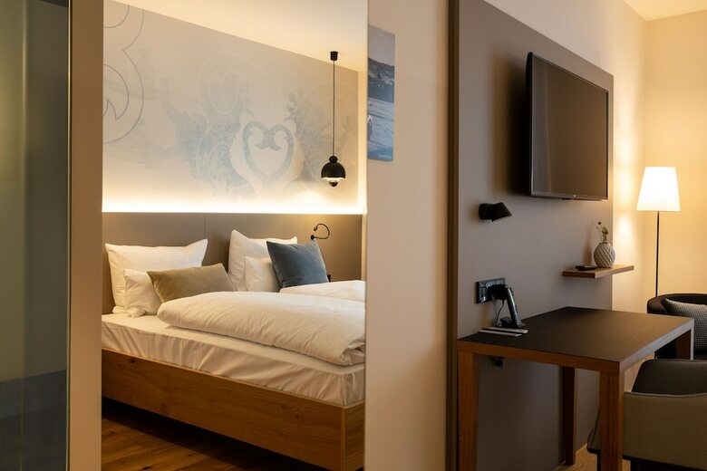 Gasthaus Und Hotel Zum L�wen