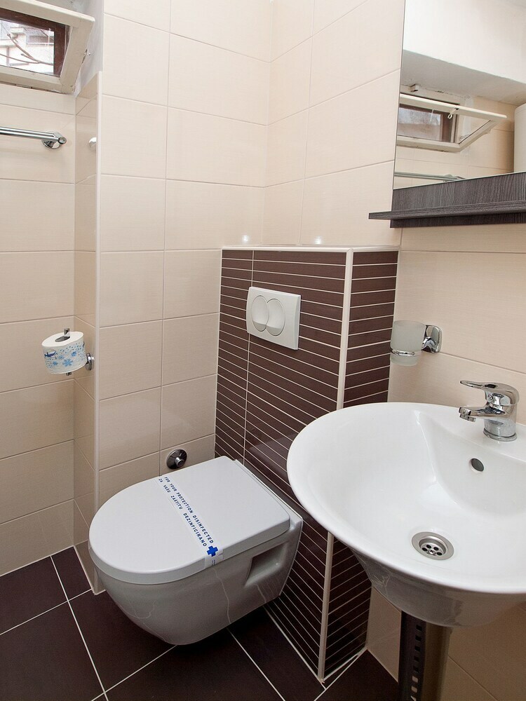 Hotel Guest House Leta