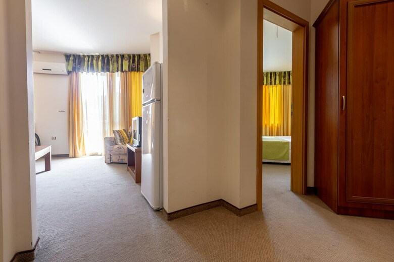 Aparthotel One Bedroom Apartment In Avalon Complex