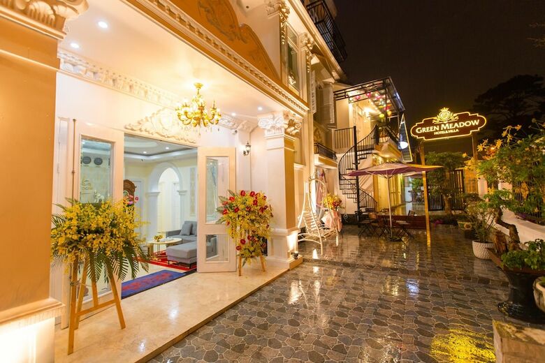 Hotel Green Meadow Villa&coffee