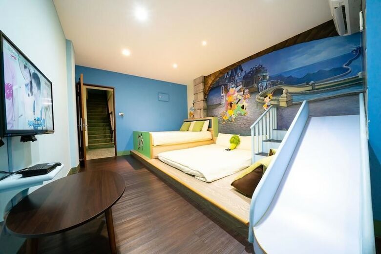 Bed & Breakfast Fairytale House