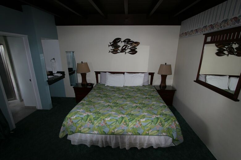 Hotel Edgewater Beach Inn And Suites