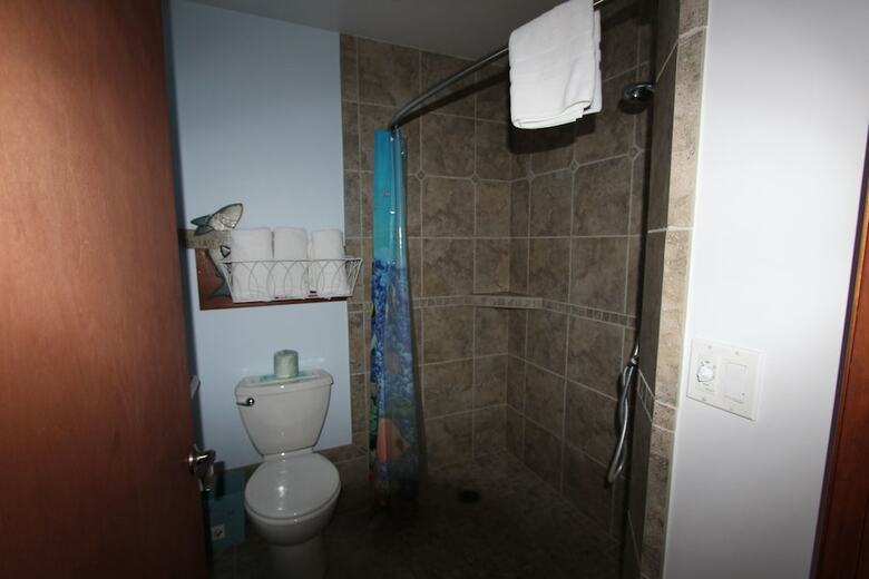 Hotel Edgewater Beach Inn And Suites